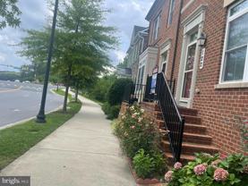 122 Parkview Ave - Photo 1 of 1