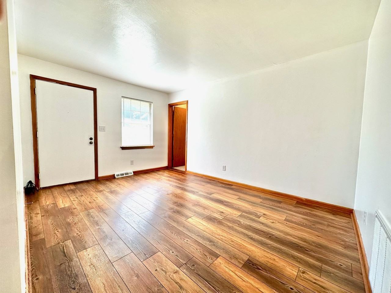 701 Commander Dr #A - Photo 2 of 15