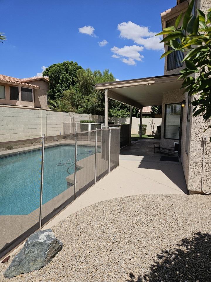 110 Evelyn Lane - Photo 3 of 11