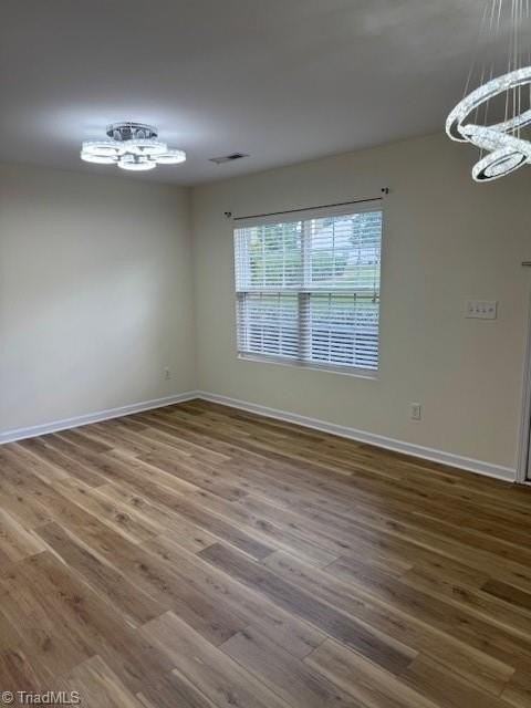 494 Shady Grove Ct - Photo 3 of 15