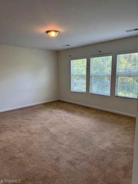 494 Shady Grove Ct - Photo 6 of 15