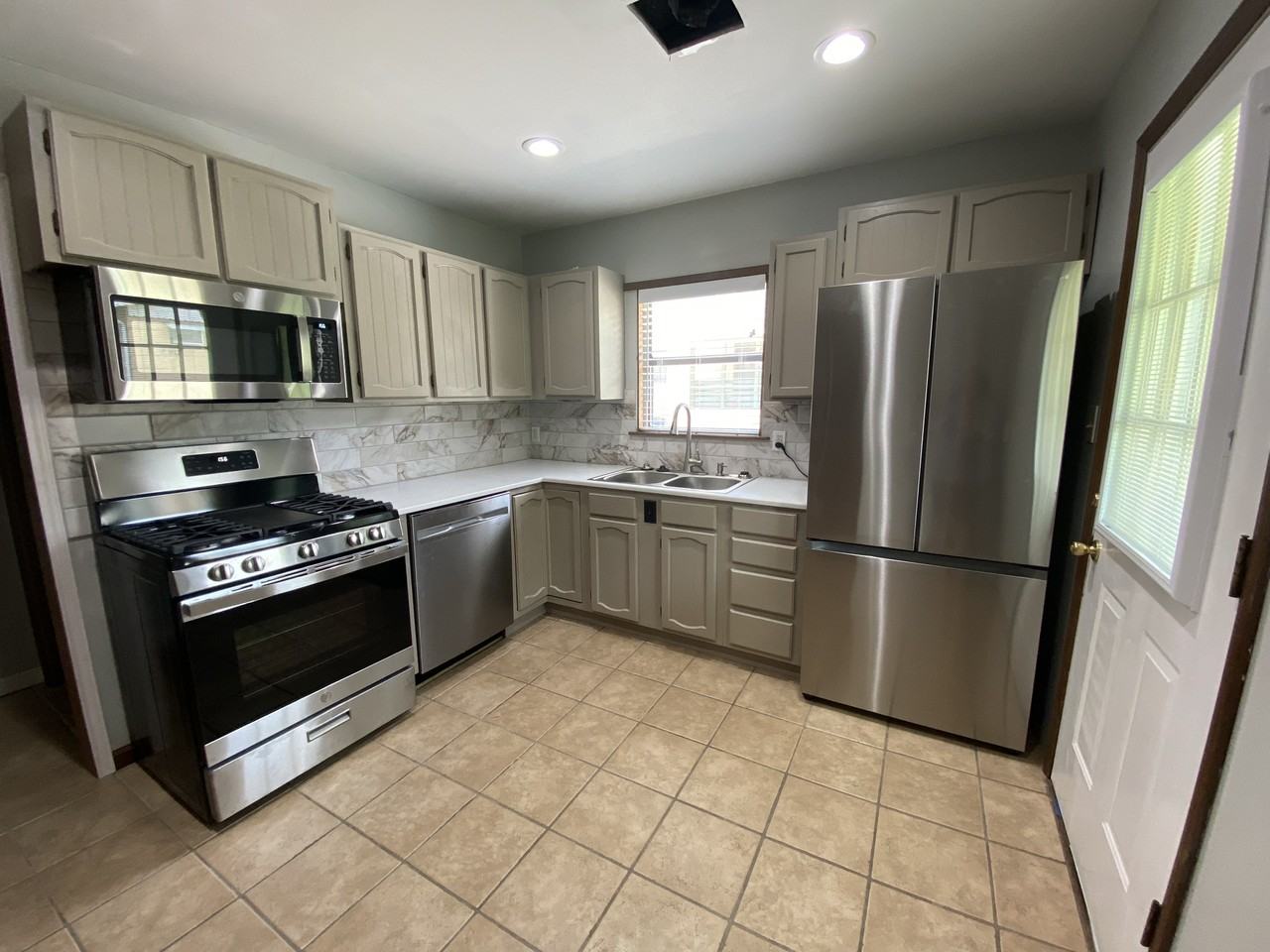 216 S Toledo Ave #NA - Photo 3 of 14