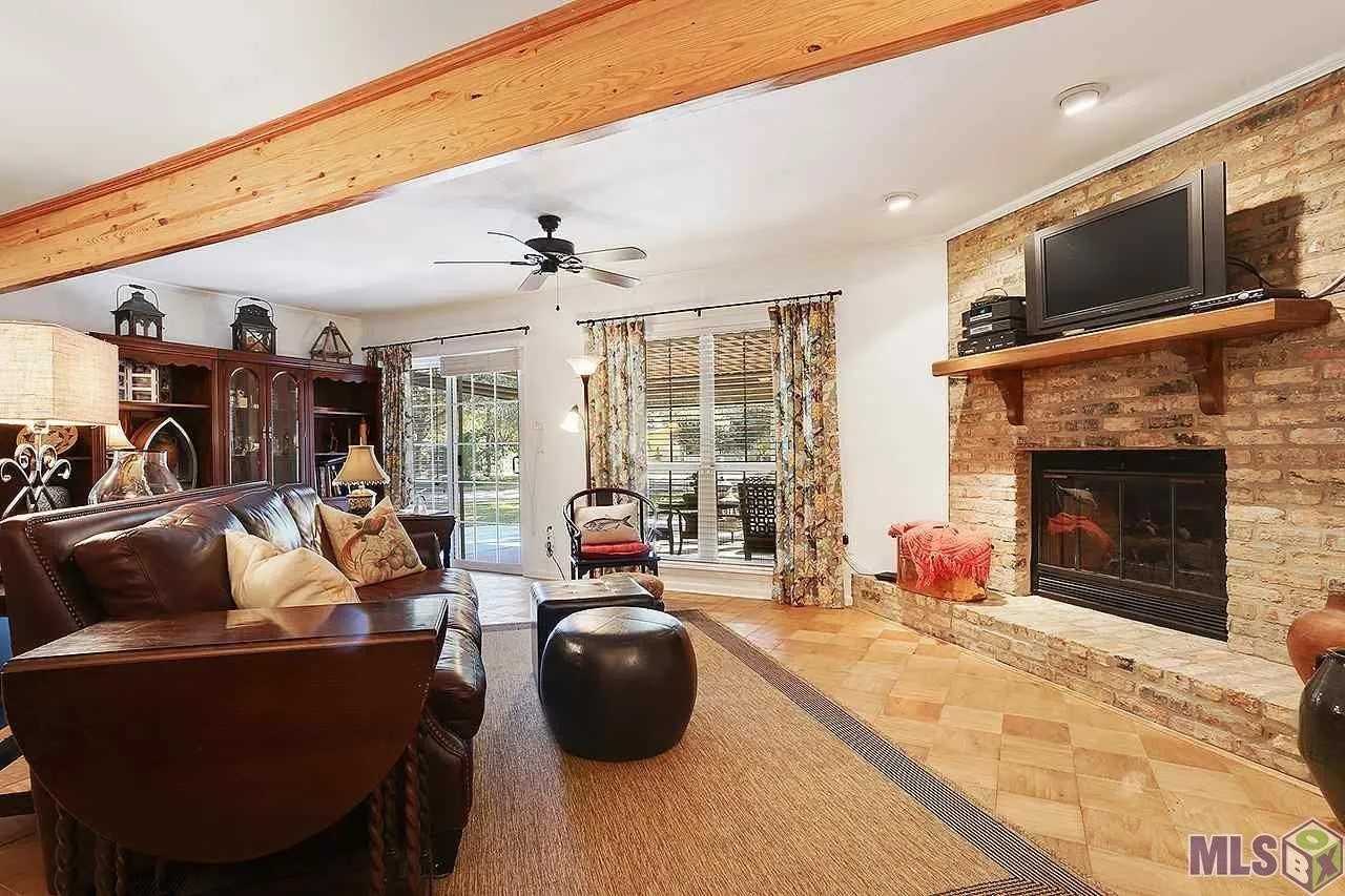 8032 Sholar Dr #NA - Photo 7 of 12