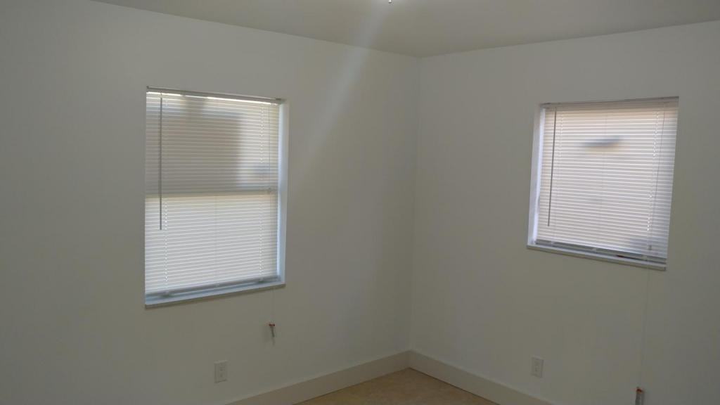 1018 14th St - Photo 6 of 13