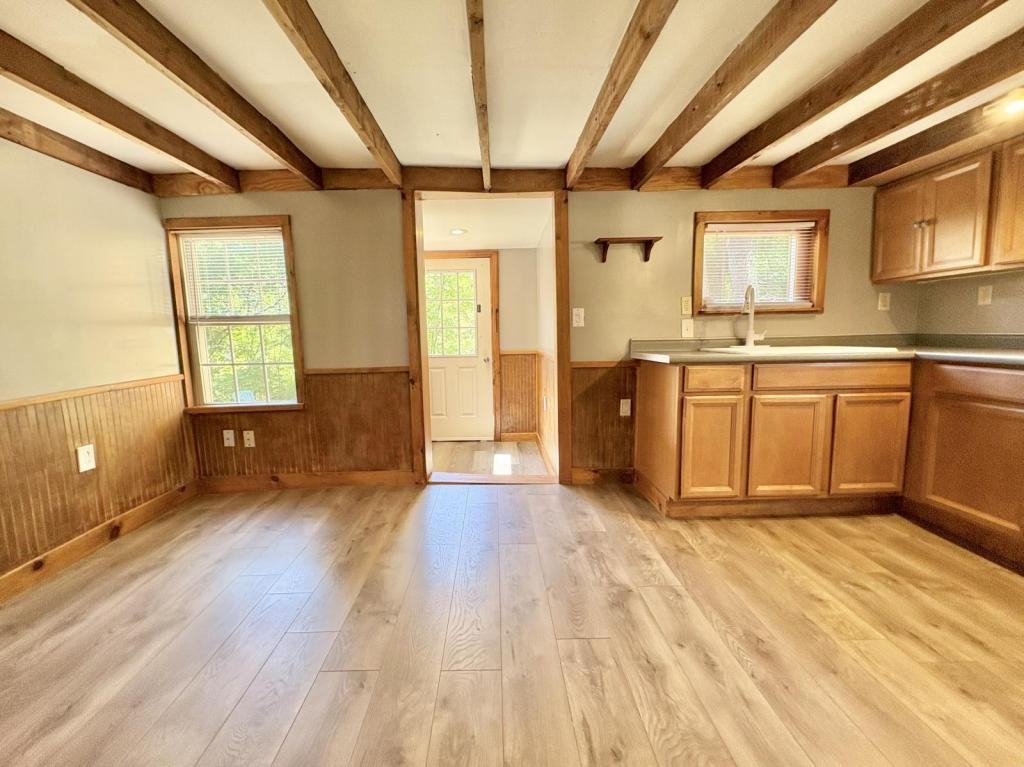 76 Crest Ave - Photo 2 of 14