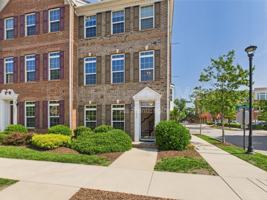 featured image of 2200 Liesfeld Parkway