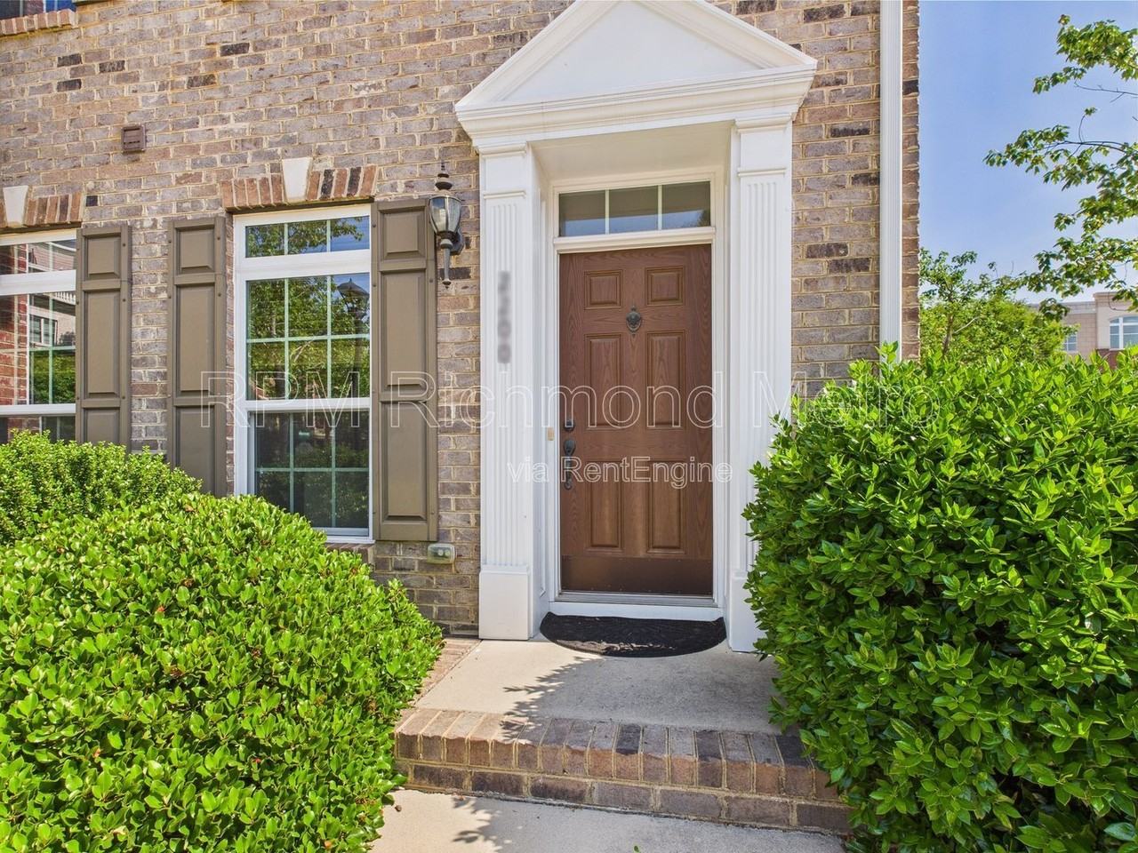 2200 Liesfeld Parkway - Photo 4 of 50