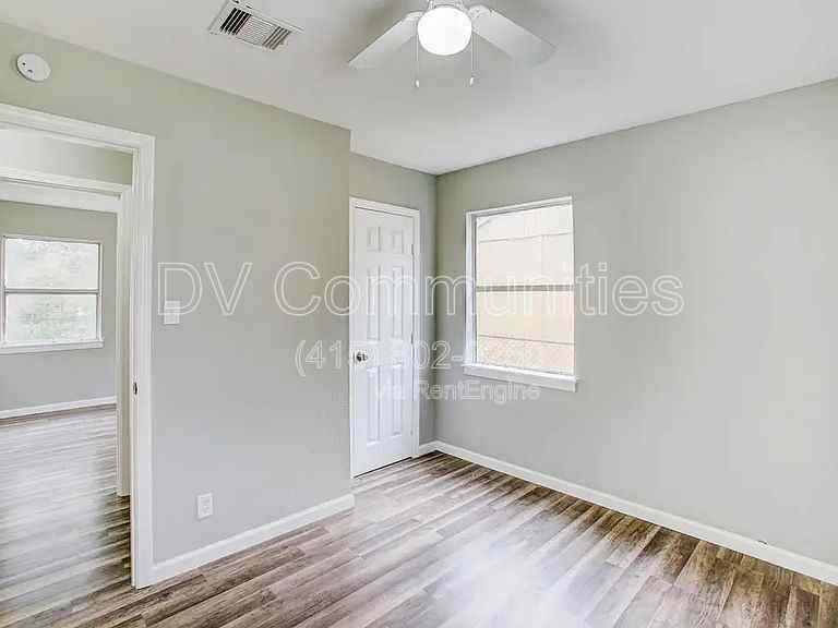 9317 Cathedral Dr - Photo 3 of 13