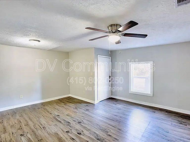 1503 Bland St - Photo 7 of 8