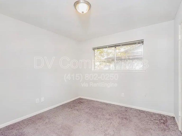 11418 Creekhurst Dr - Photo 7 of 10