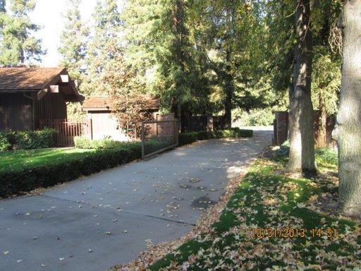 7149 Carver Rd - Photo 2 of 23