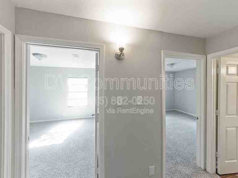 6838 Crestridge St - Photo 6 of 18