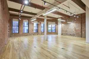 featured image of 179 Franklin St #3FL