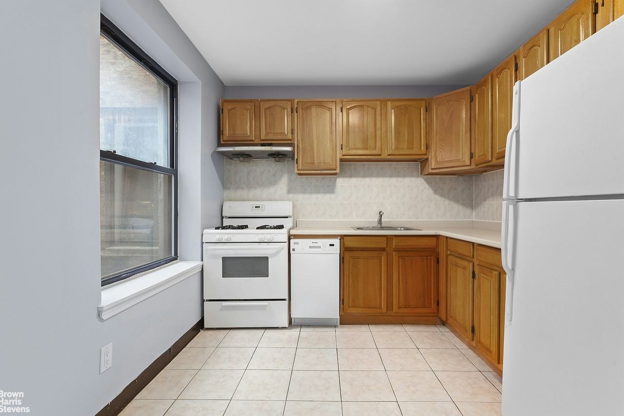 43 Canal St #3 - Photo 2 of 9