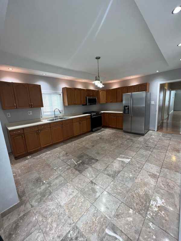 94 Rockaway St - Photo 2 of 5