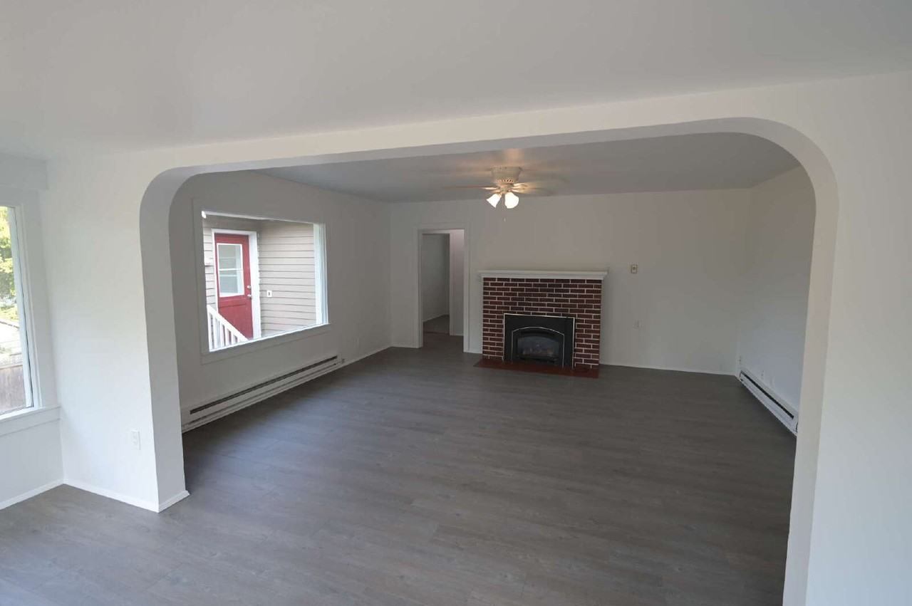 1213 Old Blyn Hwy - Photo 3 of 24