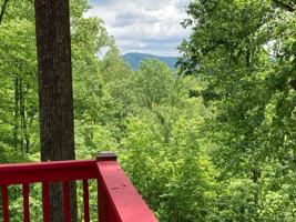 featured image of 4 Granny Hughes Rd