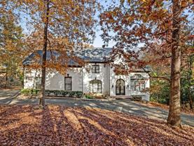 5516 Hardison Rd - Photo 1 of 1