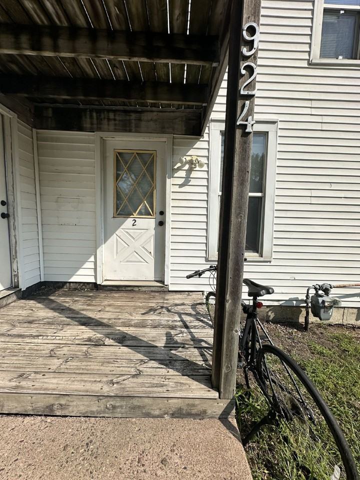 924 Water St Apt 2 - Photo 2 of 11