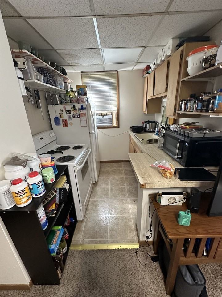 924 Water St Apt 2 - Photo 6 of 11