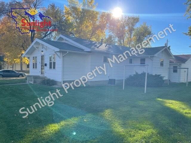 202 5th Ave - Photo 3 of 18