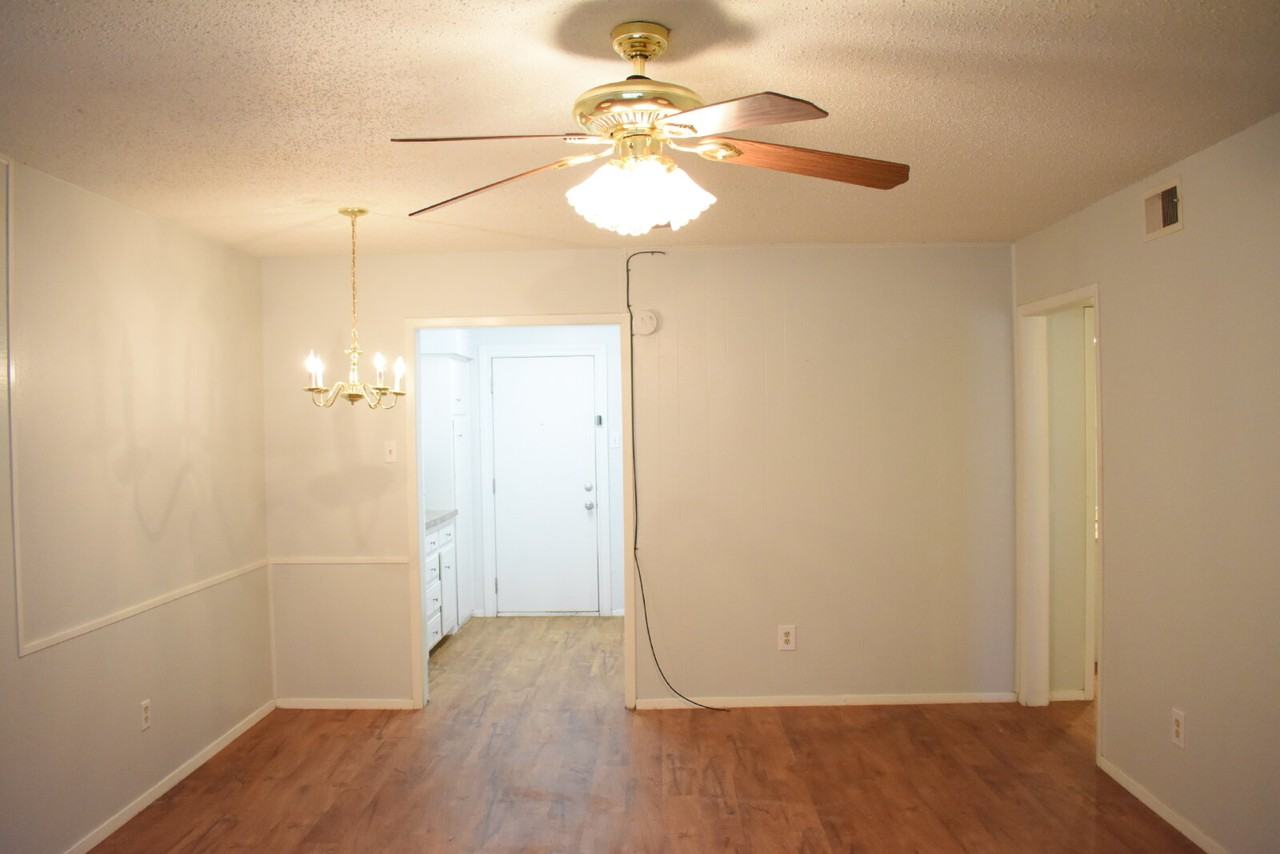 3414 Nashville Ave - Photo 3 of 8