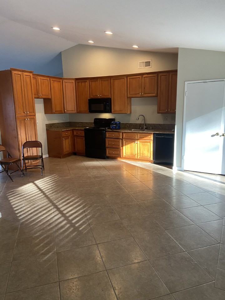 Poway Rd - Photo 3 of 8