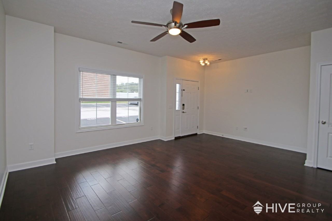 186 Cedar Point Ln - Photo 3 of 20