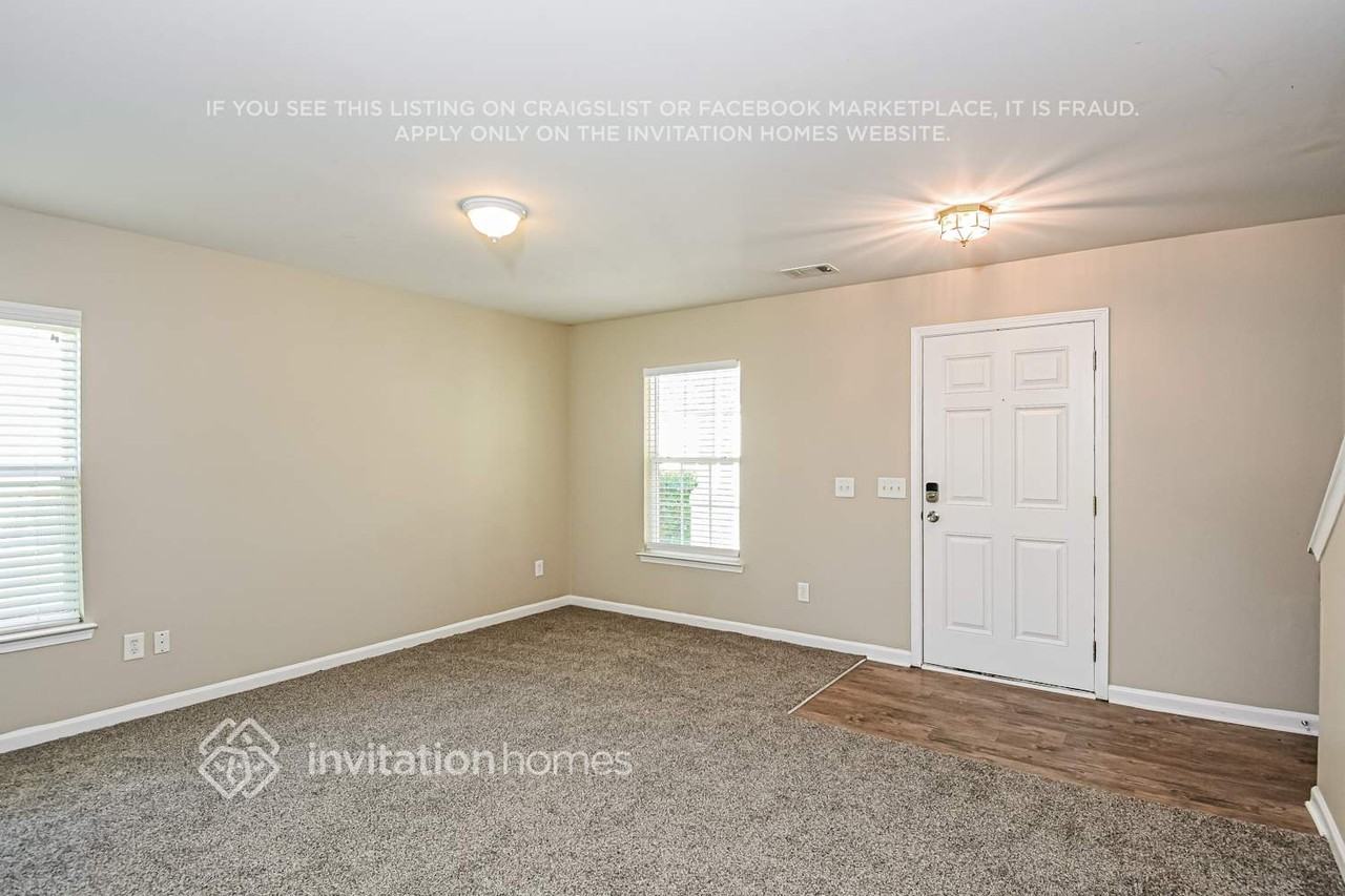 2038 White Top Rd - Photo 4 of 18