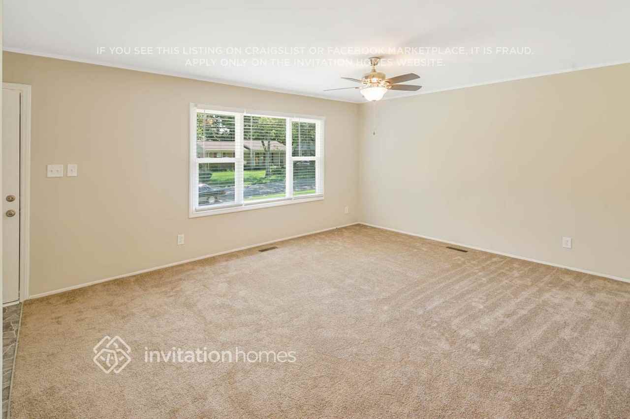 3616 Slagle Dr - Photo 4 of 24