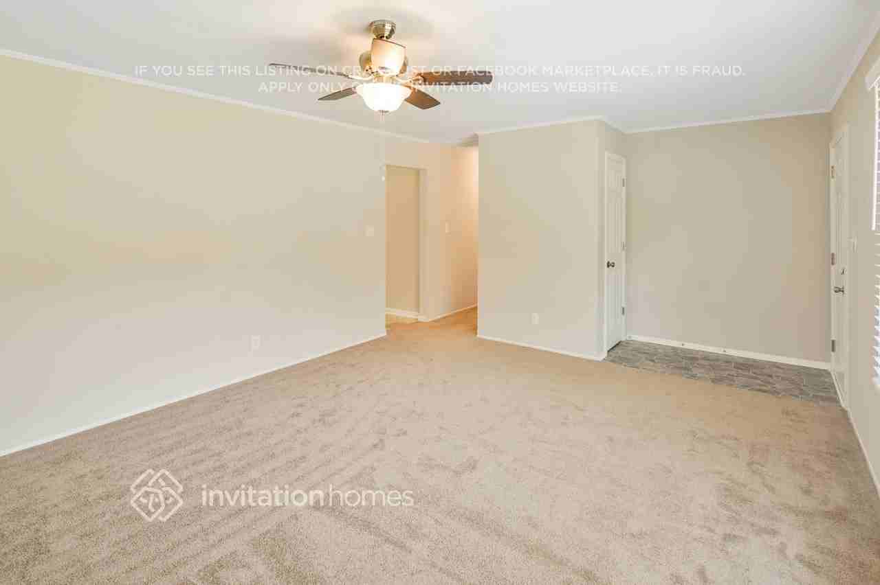 3616 Slagle Dr - Photo 6 of 24