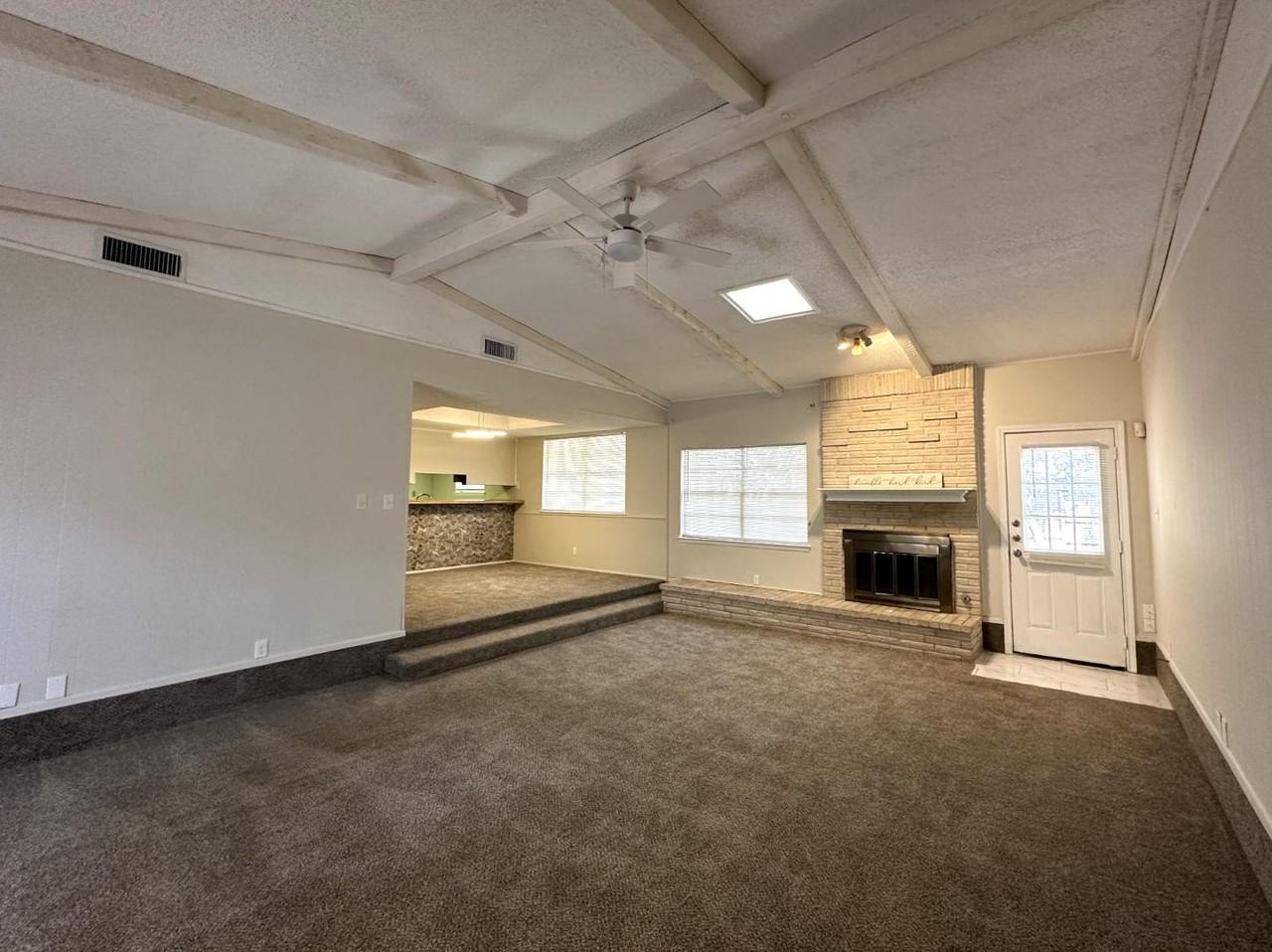 8311 Watchtower St - Photo 7 of 20