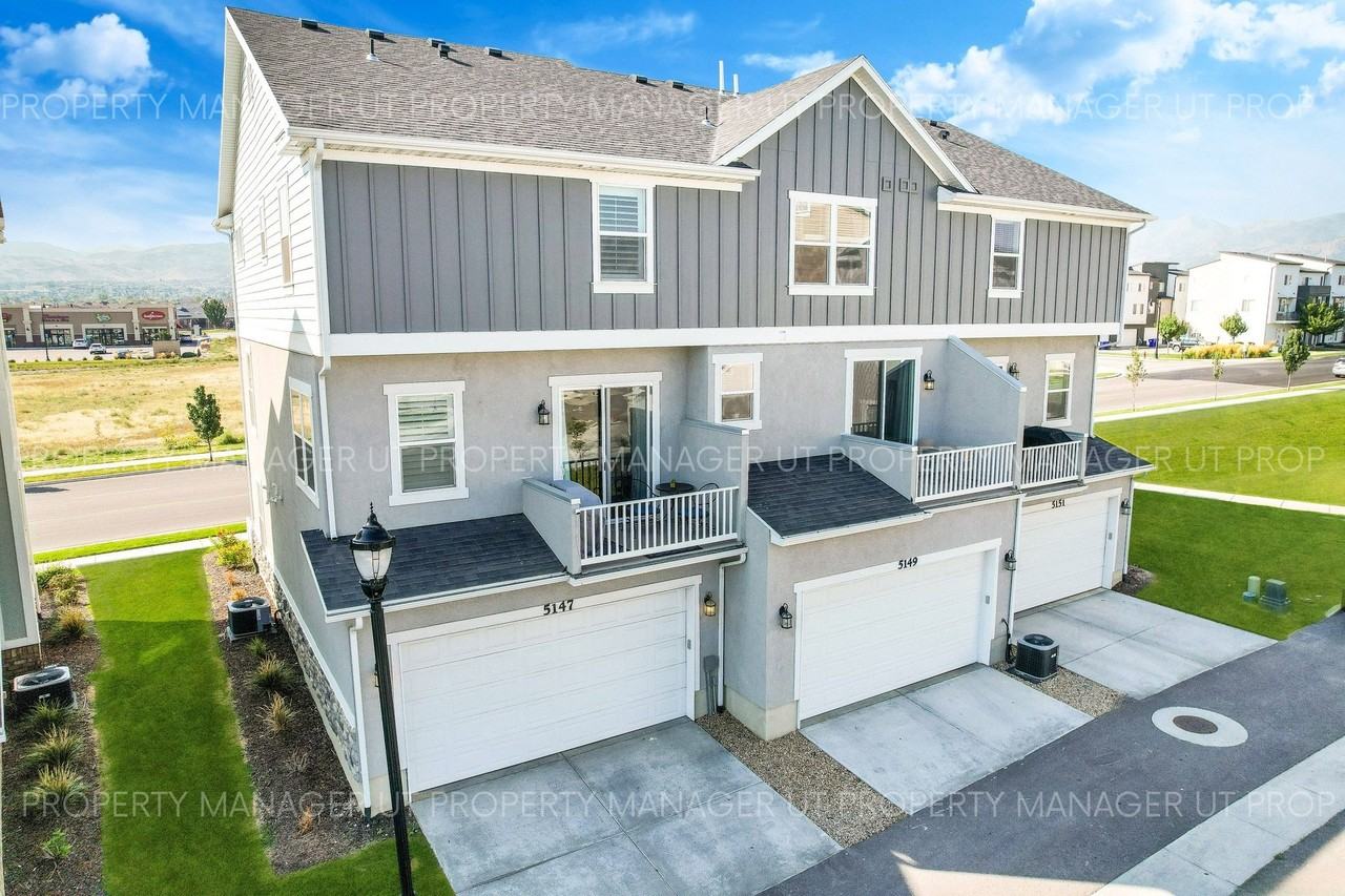 5147 W Arley Ct #TH - Photo 2 of 18