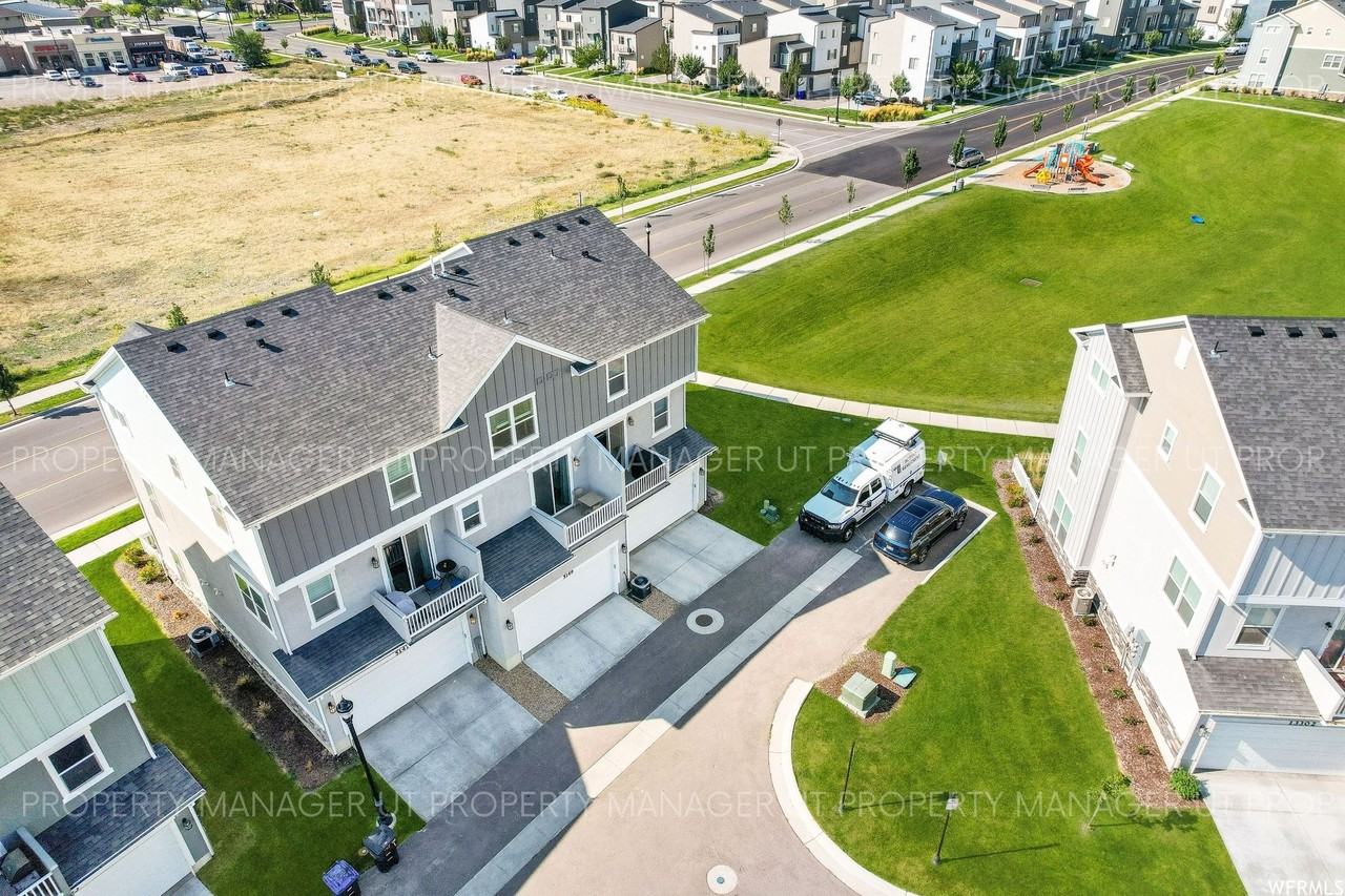 5147 W Arley Ct #TH - Photo 3 of 18