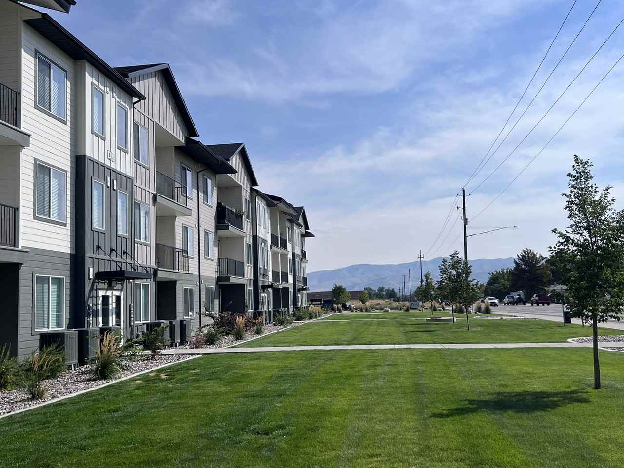 Via Apartments - Photo 5 of 50