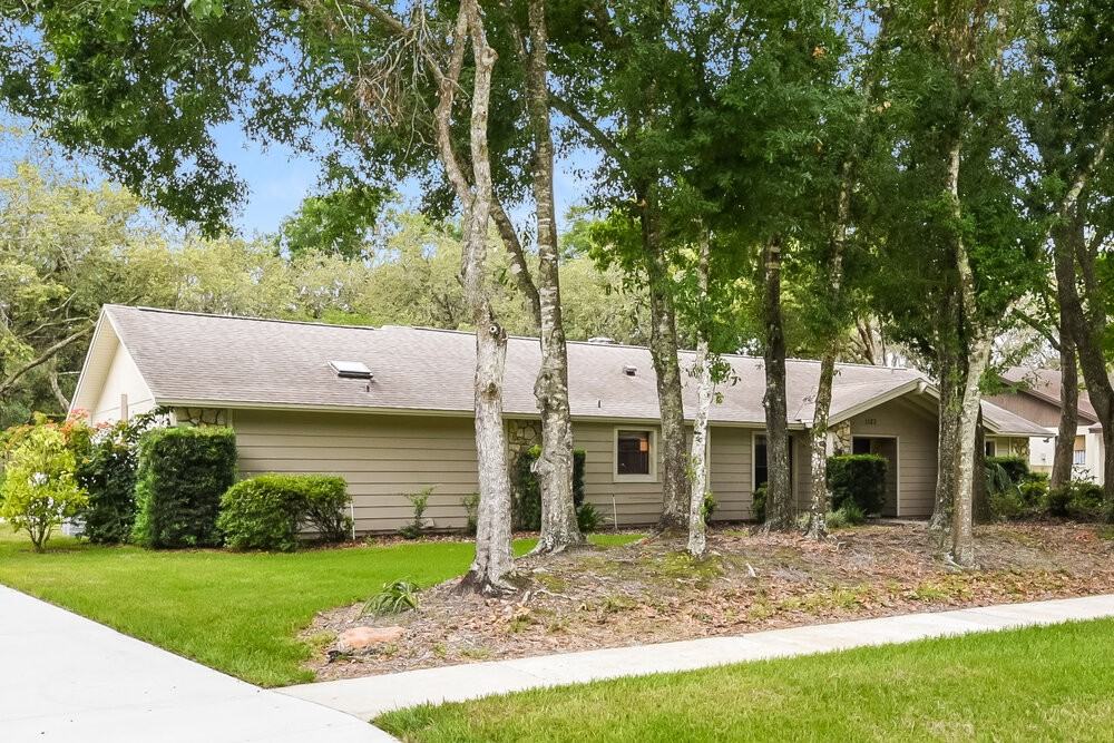1123 Northern Way - Photo 3 of 16