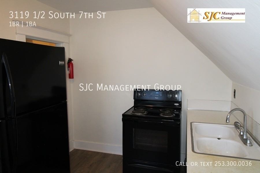 3119 1/2 S 7th St - Photo 4 of 8