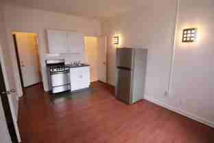 652 S Dunsmuir Ave #206 - Photo 1 of 1
