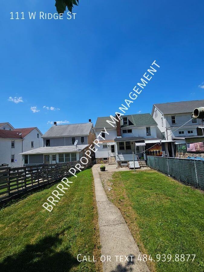 111 W Ridge St - Photo 3 of 25