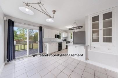 659 Rayburne Ave #1 - Photo 7 of 50