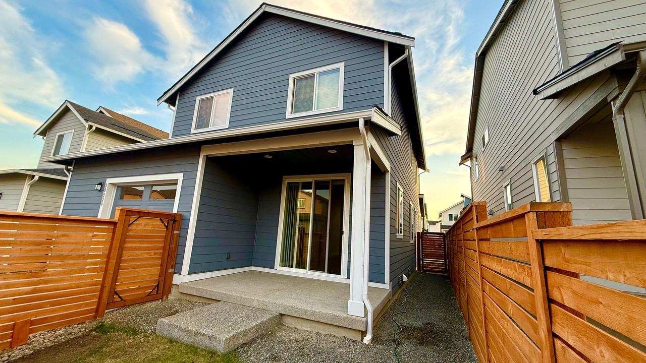 20829 153rd St E - Photo 2 of 25