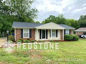 330 Doggett Dr - Photo 1 of 1