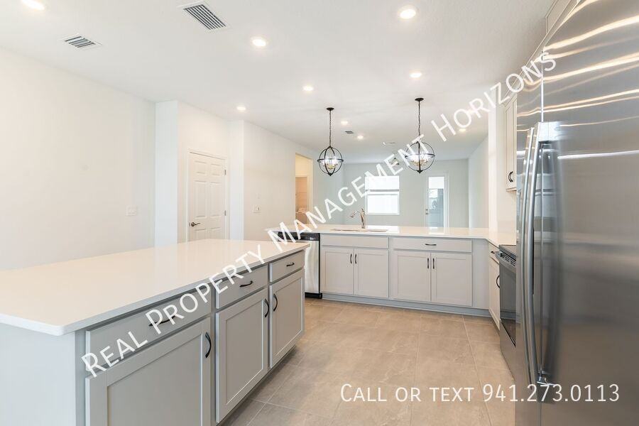 7530 Backlight Ln - Photo 7 of 36