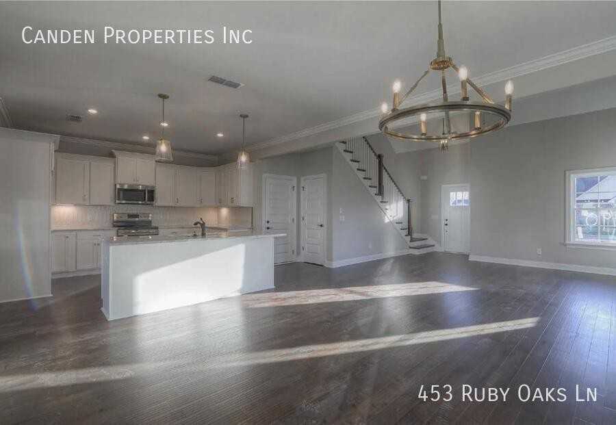 453 Ruby Oaks Ln - Photo 4 of 36