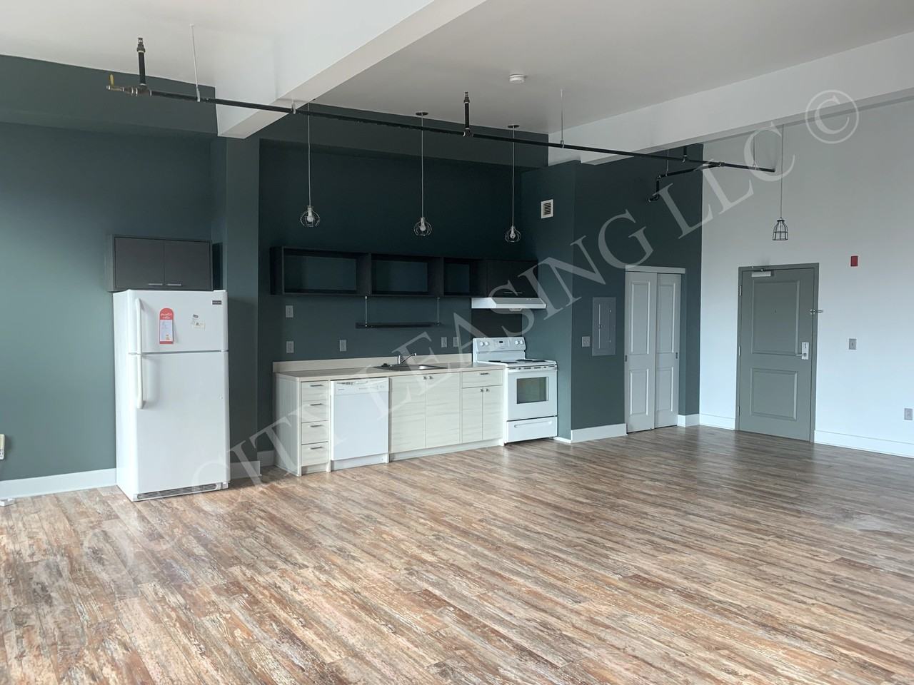 155 Saint Paul Street #012SERIES - Photo 2 of 6