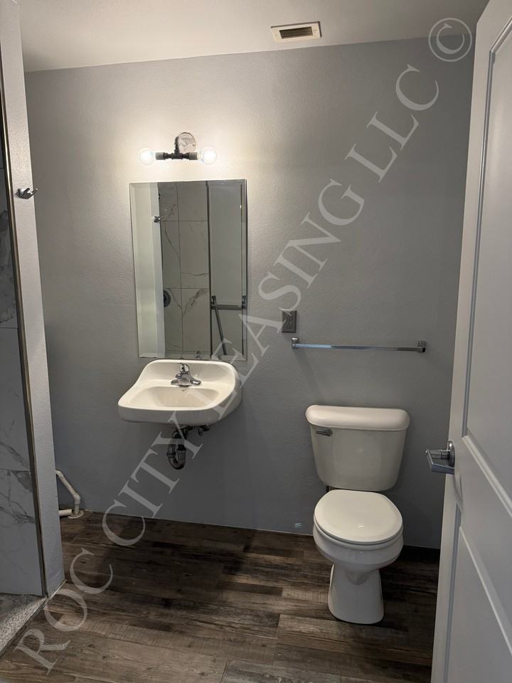 155 Saint Paul Street #012SERIES - Photo 5 of 6