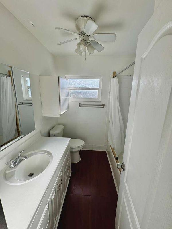 8900 Northwest 23rd Street ##1 - Photo 3 of 12