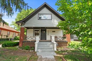 4508 Rainbow Blvd - Photo 1 of 1