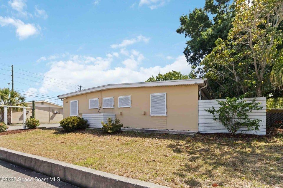 1313 Croton Rd - Photo 2 of 38