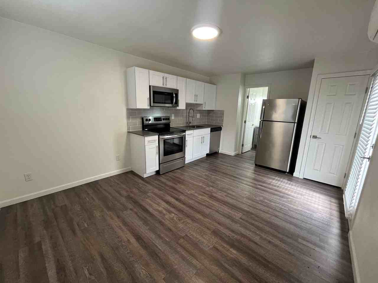 8617 E Coronado Rd #B - Photo 2 of 32